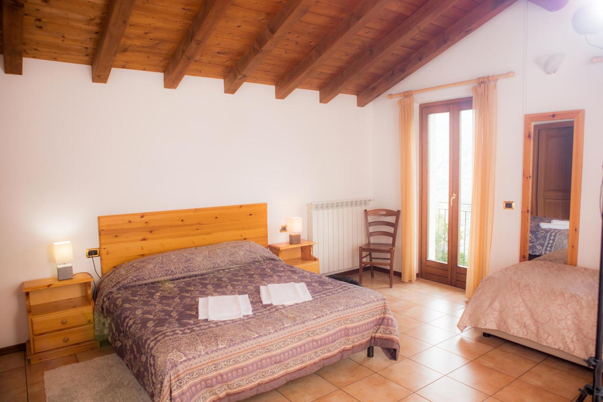 Agriturismo La Fonte Di Mariella Gravedona Exterior photo