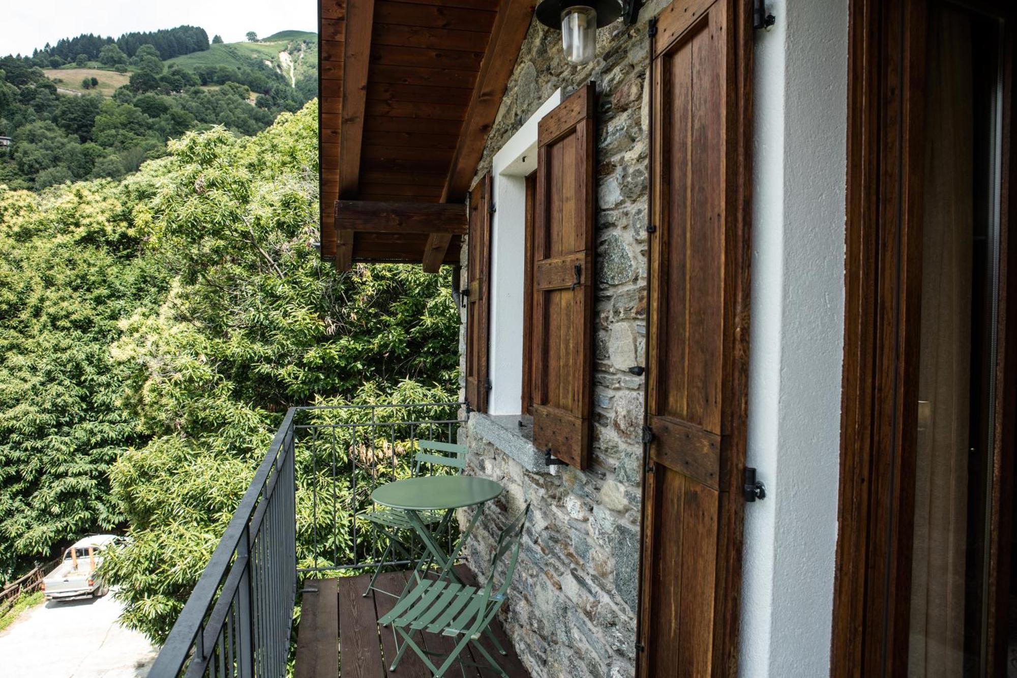 Agriturismo La Fonte Di Mariella Gravedona Exterior photo