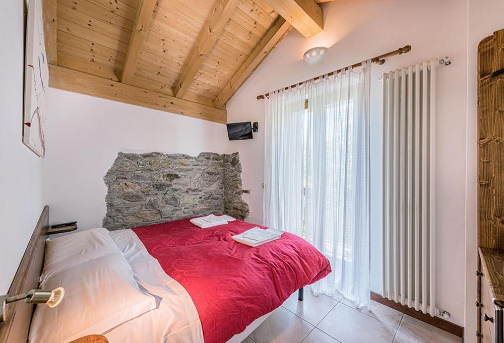Agriturismo La Fonte Di Mariella Gravedona Exterior photo