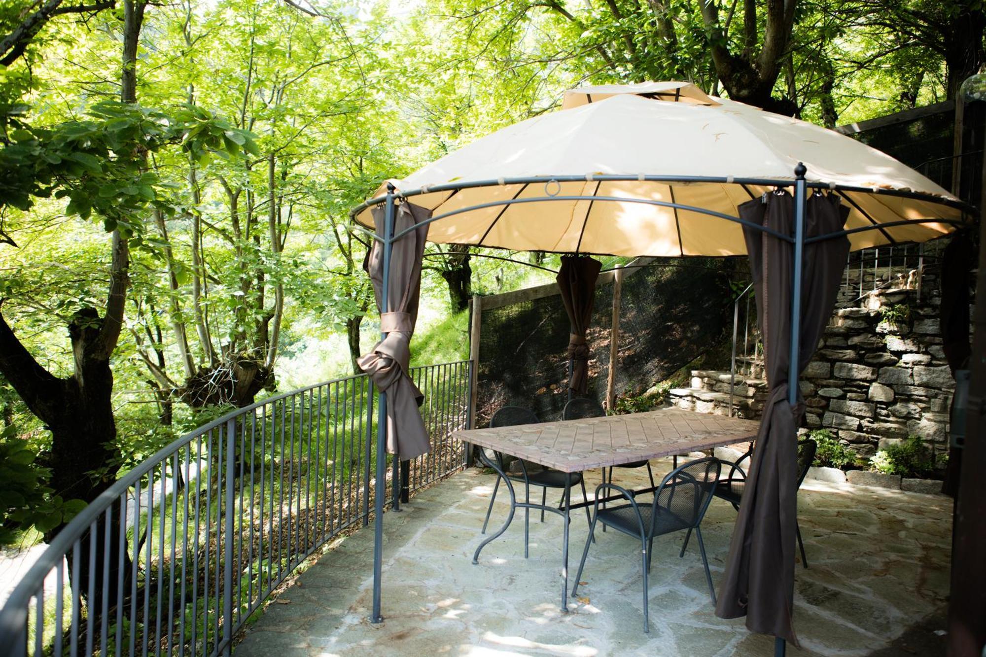 Agriturismo La Fonte Di Mariella Gravedona Exterior photo